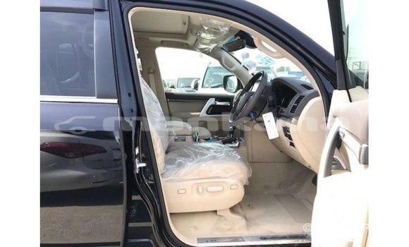 Buy Import Toyota Land Cruiser Black Car in Import - Dubai in Abhasia Buy Import Toyota Land Cruiser Black Car in Import - Dubai in Abhasia
