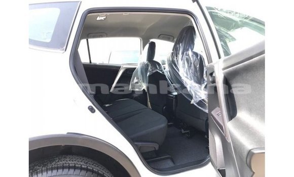Buy Import Toyota HiAce White Truck in Import - Dubai in Abhasia Buy Import Toyota HiAce White Truck in Import - Dubai in Abhasia