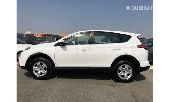 Buy Import Toyota HiAce White Truck in Import - Dubai in Abhasia Buy Import Toyota HiAce White Truck in Import - Dubai in Abhasia