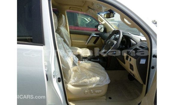 Buy Import Toyota Prado White Car in Import - Dubai in Abhasia Buy Import Toyota Prado White Car in Import - Dubai in Abhasia