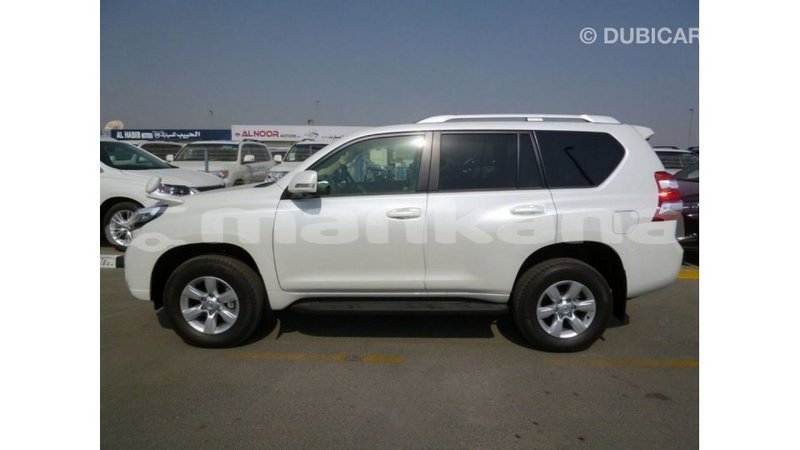 Big with watermark toyota prado abhasia import dubai 2842