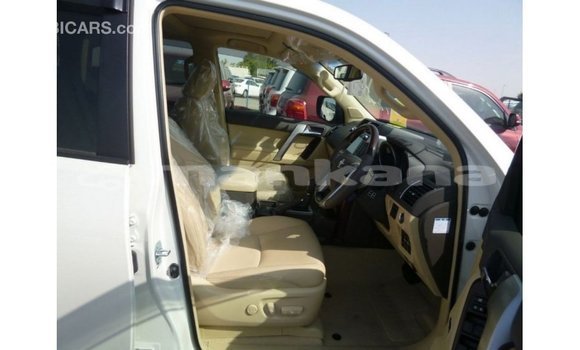 Buy Import Toyota Prado White Car in Import - Dubai in Abhasia Buy Import Toyota Prado White Car in Import - Dubai in Abhasia