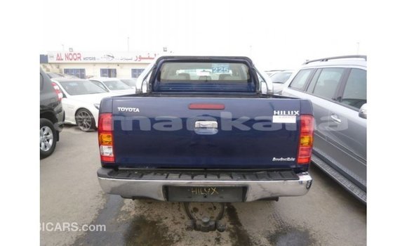 Buy Import Toyota Hilux Blue Car in Import - Dubai in Abhasia Buy Import Toyota Hilux Blue Car in Import - Dubai in Abhasia