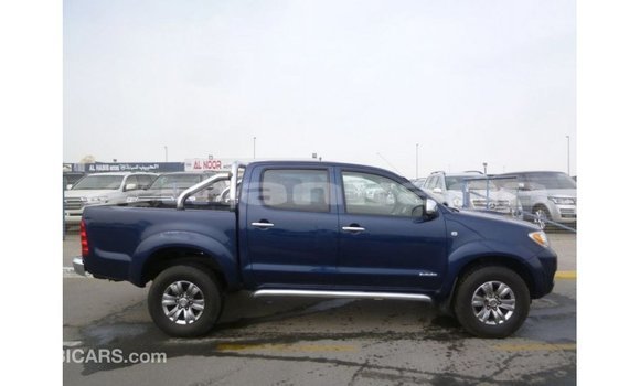 Buy Import Toyota Hilux Blue Car in Import - Dubai in Abhasia Buy Import Toyota Hilux Blue Car in Import - Dubai in Abhasia