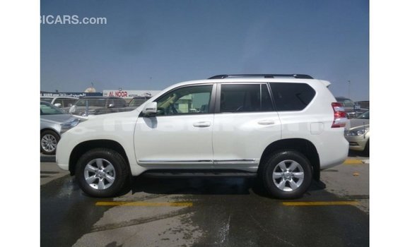 Buy Import Toyota Prado White Car in Import - Dubai in Abhasia Buy Import Toyota Prado White Car in Import - Dubai in Abhasia