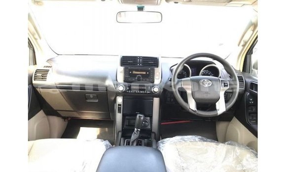Buy Import Toyota Prado White Car in Import - Dubai in Abhasia Buy Import Toyota Prado White Car in Import - Dubai in Abhasia