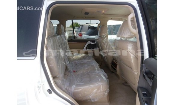 Buy Import Toyota Land Cruiser White Car in Import - Dubai in Abhasia Buy Import Toyota Land Cruiser White Car in Import - Dubai in Abhasia