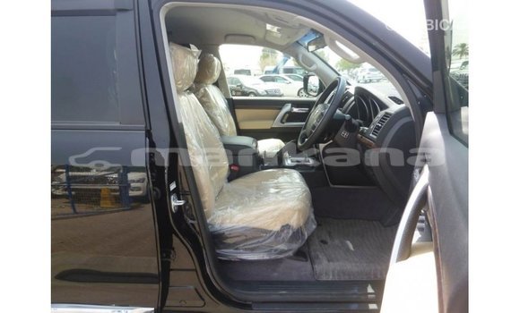 Buy Import Toyota Land Cruiser Black Car in Import - Dubai in Abhasia Buy Import Toyota Land Cruiser Black Car in Import - Dubai in Abhasia