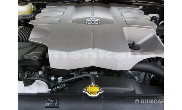 Buy Import Toyota Land Cruiser White Car in Import - Dubai in Abhasia Buy Import Toyota Land Cruiser White Car in Import - Dubai in Abhasia