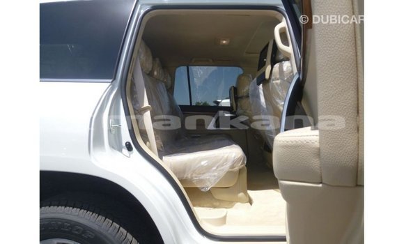 Buy Import Toyota Land Cruiser White Car in Import - Dubai in Abhasia Buy Import Toyota Land Cruiser White Car in Import - Dubai in Abhasia