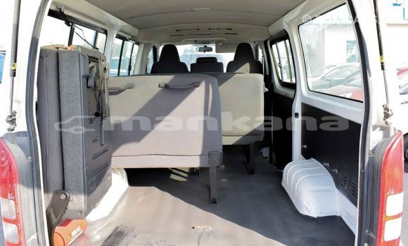 Buy Import Toyota Hiace White Car in Import - Dubai in Abhasia Buy Import Toyota Hiace White Car in Import - Dubai in Abhasia