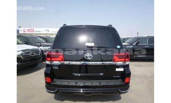 Buy Import Toyota Land Cruiser Black Car in Import - Dubai in Abhasia Buy Import Toyota Land Cruiser Black Car in Import - Dubai in Abhasia