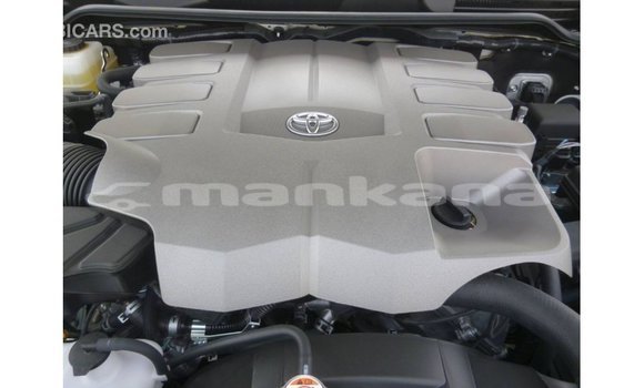 Buy Import Toyota Land Cruiser White Car in Import - Dubai in Abhasia Buy Import Toyota Land Cruiser White Car in Import - Dubai in Abhasia