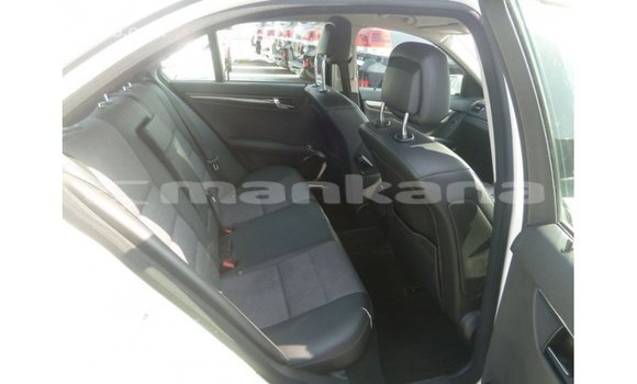 Buy Import Mercedes-Benz 200 White Car in Import - Dubai in Abhasia Buy Import Mercedes-Benz 200 White Car in Import - Dubai in Abhasia