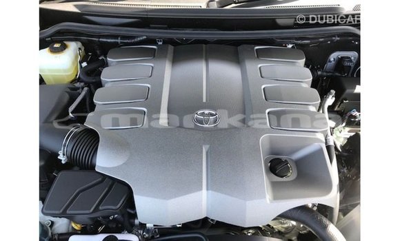 Buy Import Toyota Land Cruiser White Car in Import - Dubai in Abhasia Buy Import Toyota Land Cruiser White Car in Import - Dubai in Abhasia
