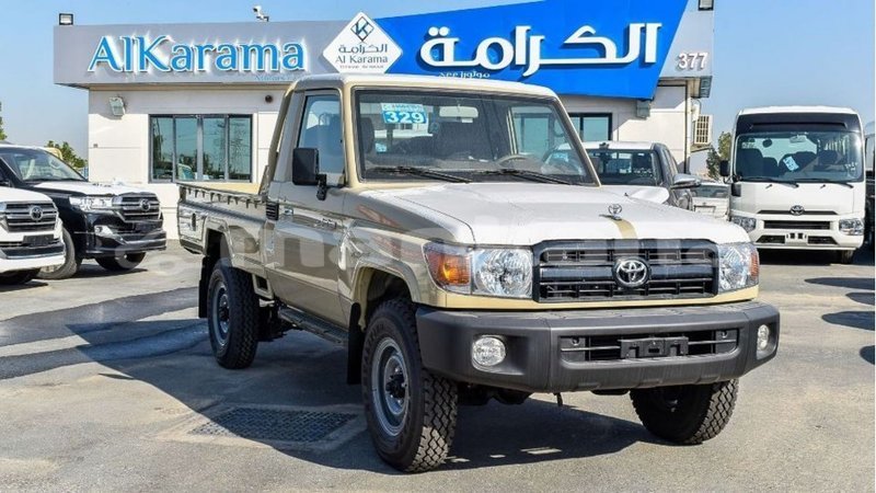 Big with watermark toyota land cruiser abhasia import dubai 2932