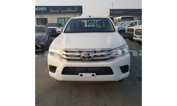 Buy Import Toyota Hilux White Car in Import - Dubai in Abhasia Buy Import Toyota Hilux White Car in Import - Dubai in Abhasia