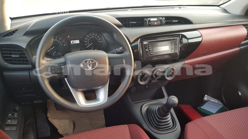 Big with watermark toyota hilux abhasia import dubai 2936