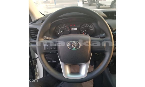 Buy Import Toyota Hilux White Car in Import - Dubai in Abhasia Buy Import Toyota Hilux White Car in Import - Dubai in Abhasia