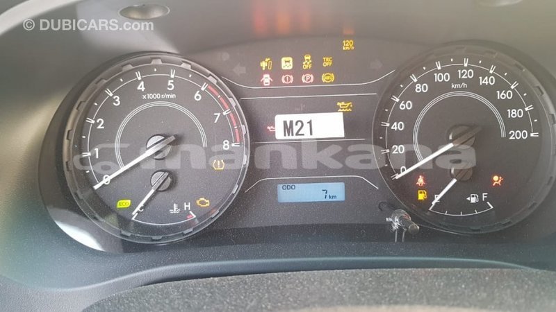 Big with watermark toyota hilux abhasia import dubai 2936