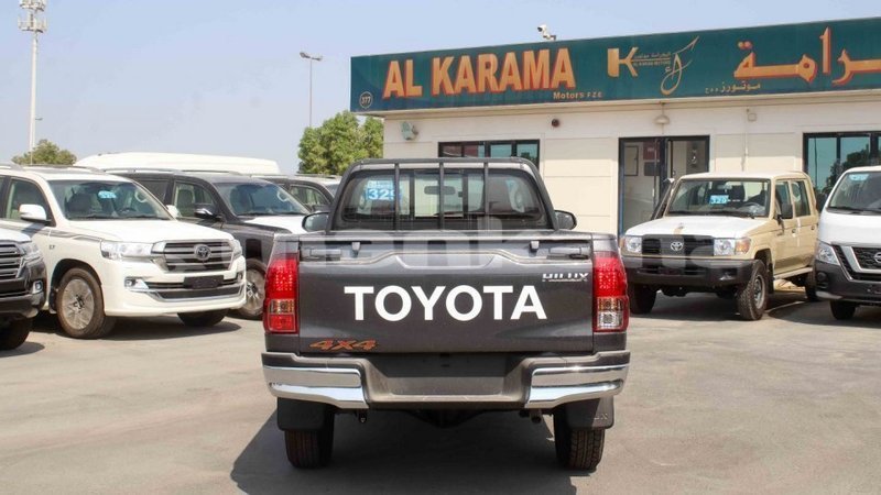 Big with watermark toyota hilux abhasia import dubai 2939