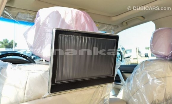 Buy Import Toyota Land Cruiser White Car in Import - Dubai in Abhasia Buy Import Toyota Land Cruiser White Car in Import - Dubai in Abhasia