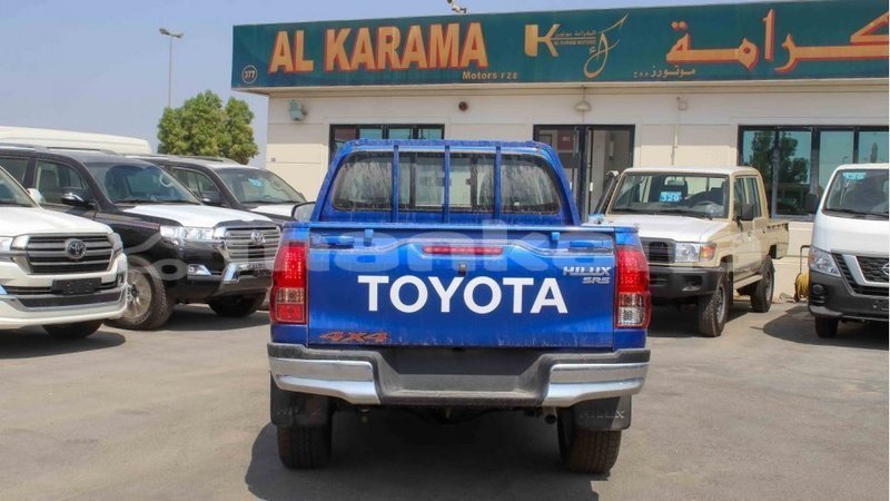 Big with watermark toyota hilux abhasia import dubai 2943