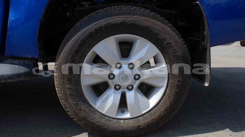 Big with watermark toyota hilux abhasia import dubai 2943