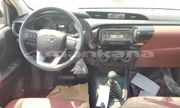 Buy Import Toyota Hilux White Car in Import - Dubai in Abhasia Buy Import Toyota Hilux White Car in Import - Dubai in Abhasia