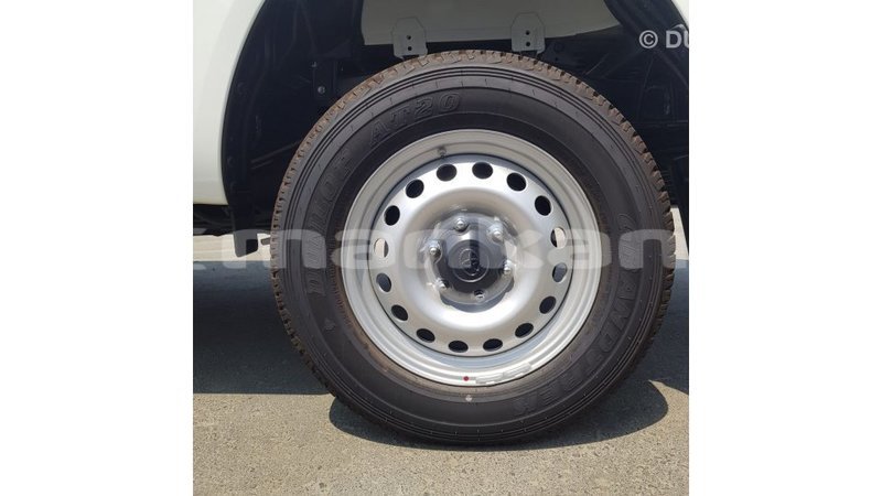 Big with watermark toyota hilux abhasia import dubai 2945