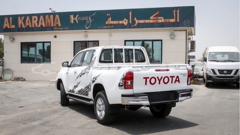 Big with watermark toyota hilux abhasia import dubai 2948
