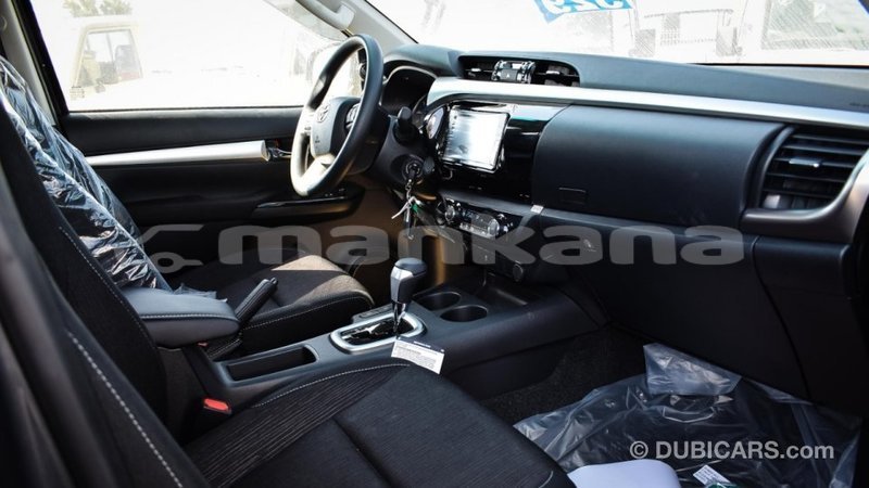 Big with watermark toyota hilux abhasia import dubai 2949