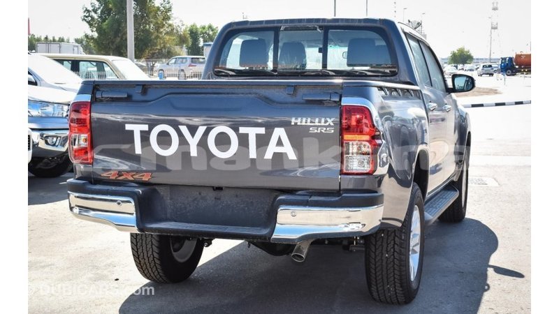 Big with watermark toyota hilux abhasia import dubai 2949