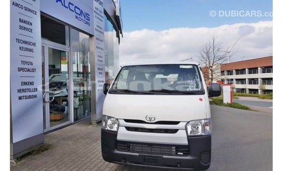 Buy Import Toyota Hiace White Car in Import - Dubai in Abhasia Buy Import Toyota Hiace White Car in Import - Dubai in Abhasia