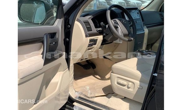 Buy Import Toyota Land Cruiser Black Car in Import - Dubai in Abhasia Buy Import Toyota Land Cruiser Black Car in Import - Dubai in Abhasia