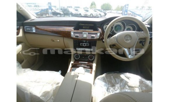 Buy Import Mercedes-Benz 190 White Car in Import - Dubai in Abhasia Buy Import Mercedes-Benz 190 White Car in Import - Dubai in Abhasia