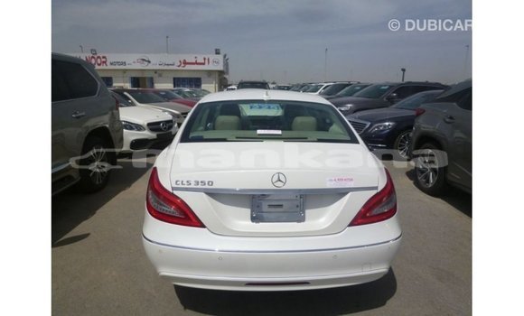 Buy Import Mercedes-Benz 190 White Car in Import - Dubai in Abhasia Buy Import Mercedes-Benz 190 White Car in Import - Dubai in Abhasia