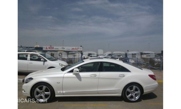 Buy Import Mercedes-Benz 190 White Car in Import - Dubai in Abhasia Buy Import Mercedes-Benz 190 White Car in Import - Dubai in Abhasia