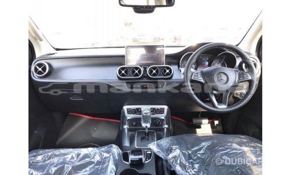 Buy Import Mercedes-Benz 250 Black Car in Import - Dubai in Abhasia Buy Import Mercedes-Benz 250 Black Car in Import - Dubai in Abhasia