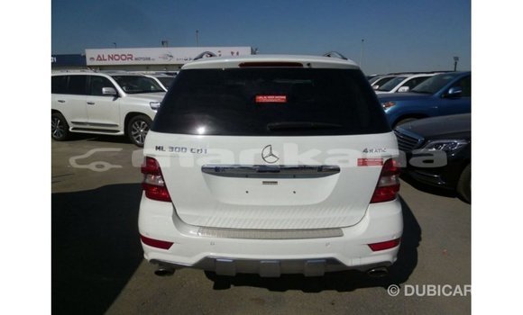Buy Import Mercedes-Benz 190 White Car in Import - Dubai in Abhasia Buy Import Mercedes-Benz 190 White Car in Import - Dubai in Abhasia