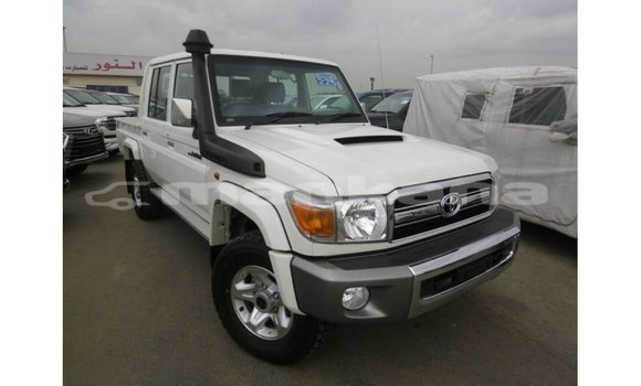 Buy Import Toyota Land Cruiser White Car in Import - Dubai in Abhasia Buy Import Toyota Land Cruiser White Car in Import - Dubai in Abhasia