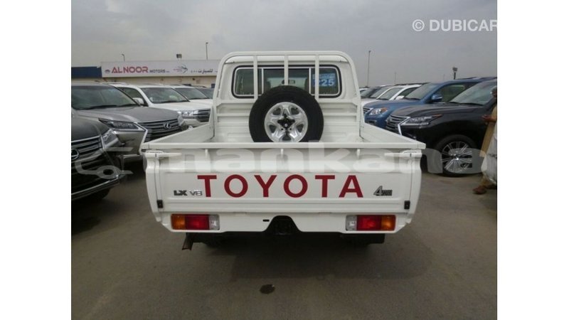 Big with watermark toyota land cruiser abhasia import dubai 2971