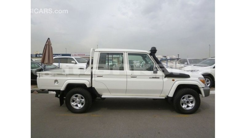 Big with watermark toyota land cruiser abhasia import dubai 2971