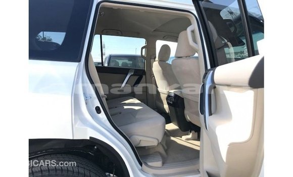 Buy Import Toyota Prado White Car in Import - Dubai in Abhasia Buy Import Toyota Prado White Car in Import - Dubai in Abhasia