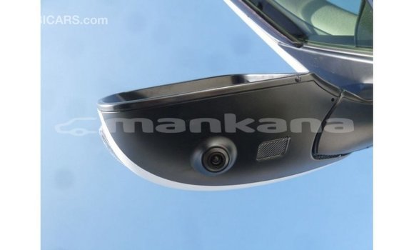 Buy Import Toyota Land Cruiser White Car in Import - Dubai in Abhasia Buy Import Toyota Land Cruiser White Car in Import - Dubai in Abhasia