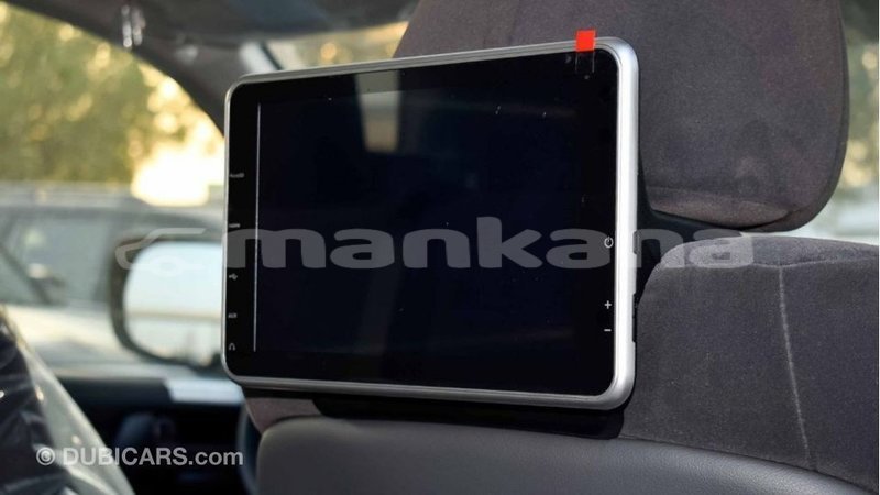 Big with watermark toyota land cruiser abhasia import dubai 2981