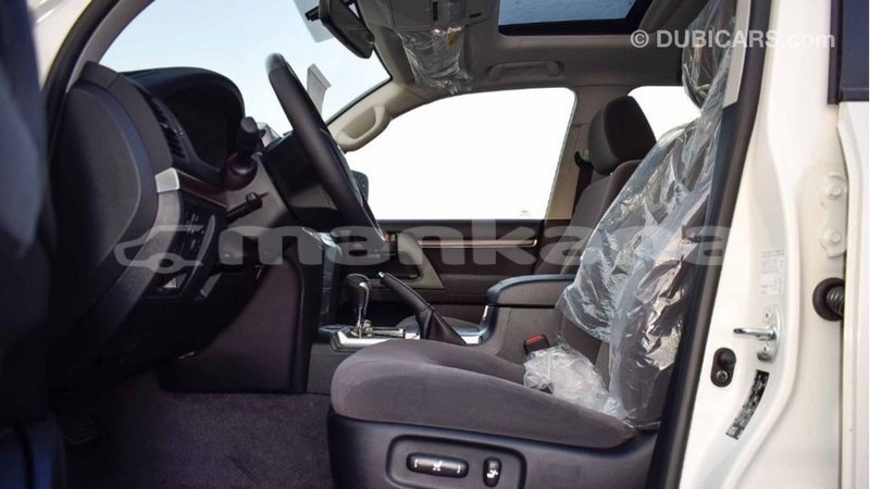 Big with watermark toyota land cruiser abhasia import dubai 2981