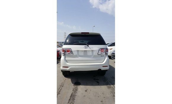Buy Import Toyota Fortuner White Car in Import - Dubai in Abhasia Buy Import Toyota Fortuner White Car in Import - Dubai in Abhasia