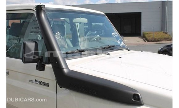 Buy Import Toyota Land Cruiser White Car in Import - Dubai in Abhasia Buy Import Toyota Land Cruiser White Car in Import - Dubai in Abhasia