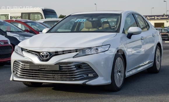 Buy Import Toyota Camry White Car in Import - Dubai in Abhasia Buy Import Toyota Camry White Car in Import - Dubai in Abhasia